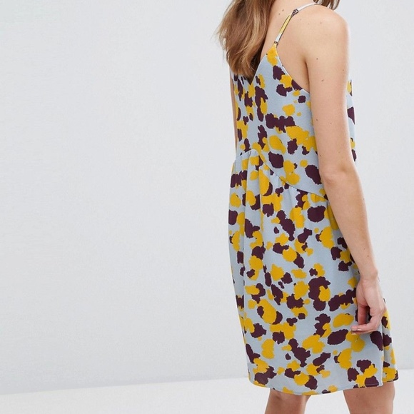 Vila Printed Cami Dress - Picture 2 of 9